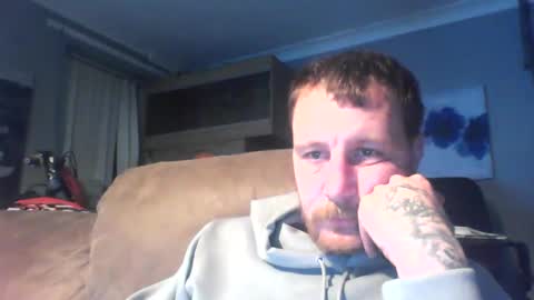 jamesp281987 online show from October 3, 11:35 pm