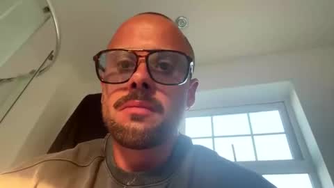 James online show from July 15, 6:56 pm
