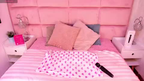 Janah Myers online show from July 7, 1:48 pm