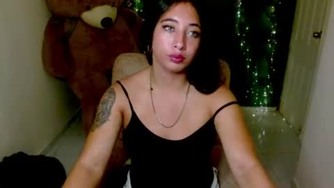jasmine609087 online show from July 2, 3:06 pm
