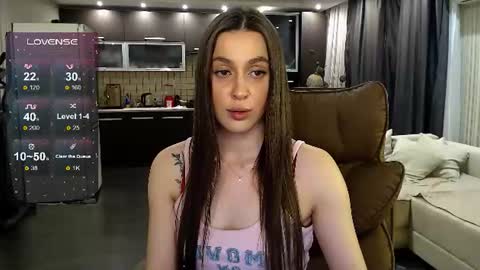 Jasmine online show from June 17, 7:19 pm