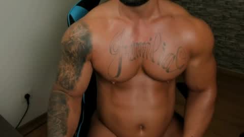 JaxonHunk online show from May 14, 2:10 am
