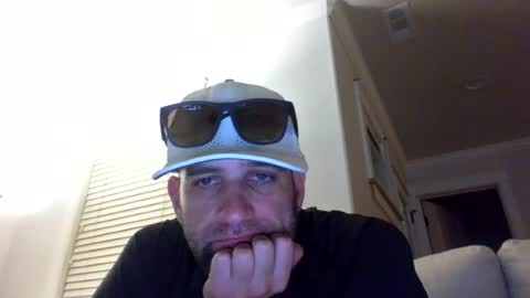 jaybee8112 online show from July 13, 7:34 am