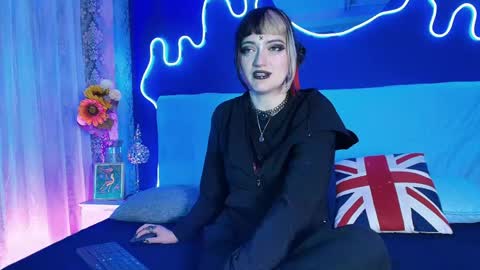 Jean online show from May 22, 7:53 pm