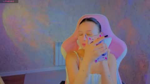 jennifer online show from July 9, 1:09 am