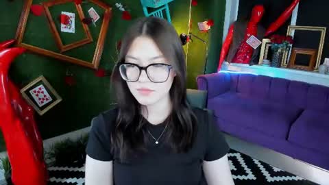 JENNY online show from July 7, 1:15 pm