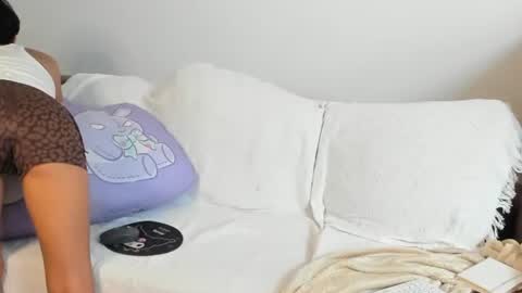 JennyMiu online show from July 13, 11:03 am