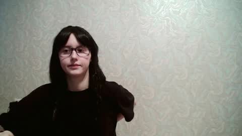 JennyOlset online show from April 9, 9:04 am