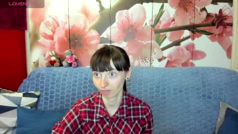 jessicaforris online show from May 11, 7:15 am