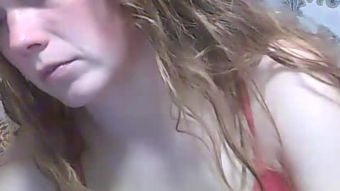 JessiLeits online show from June 12, 8:41 pm