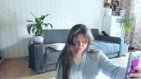 NEW VIDEO IN BIO online show from June 8, 9:43 am