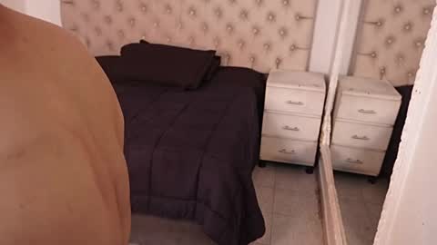 jhoanleandro online show from May 17, 10:19 pm