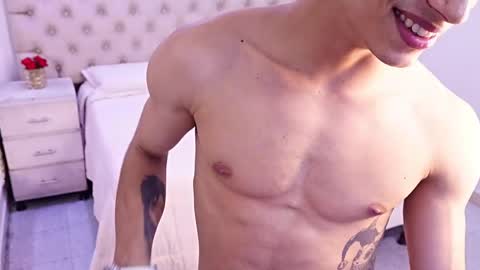 jhoanleandro online show from June 2, 12:23 am