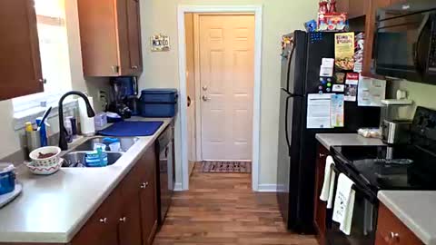 Jizzy Blue online show from August 2, 5:48 pm
