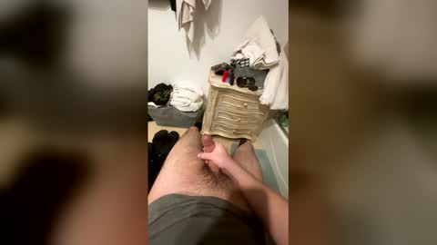 Jjjerkingit online show from June 2, 1:07 am