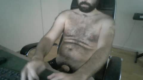 joaodias_18 online show from June 30, 4:28 pm