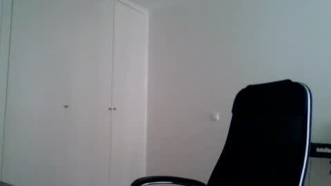 joaodias_18 online show from August 3, 9:04 am