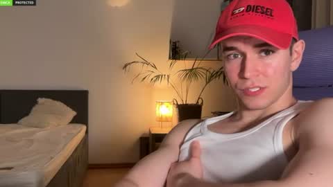 Johnny online show from June 14, 8:00 pm