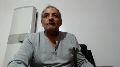 johnno6901 online show from June 27, 3:56 am