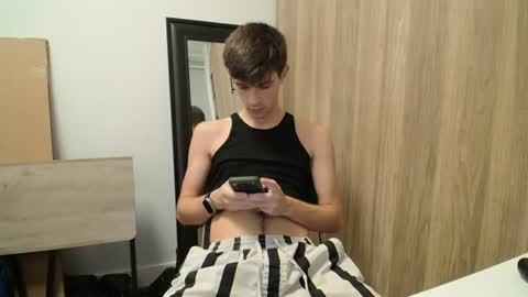 johnresmain online show from August 9, 8:02 pm