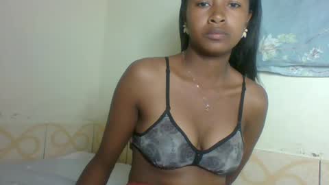 jolienasexi online show from July 21, 12:07 pm
