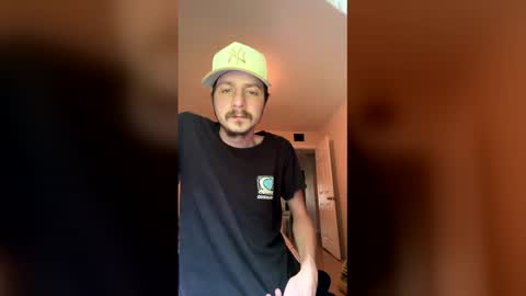 jonah550910 online show from May 19, 8:38 pm