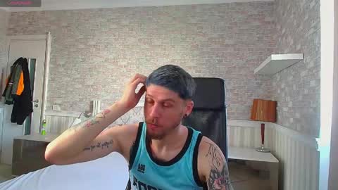 JonahShaw online show from May 25, 5:57 am