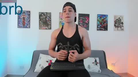 Instagram jonathanfit14 online show from May 29, 10:19 pm