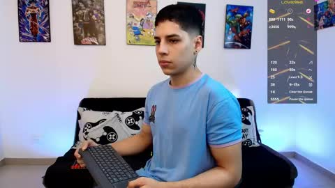 Instagram jonathanfit14 online show from May 27, 9:34 pm