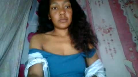 josy918592 online show from June 8, 9:27 pm
