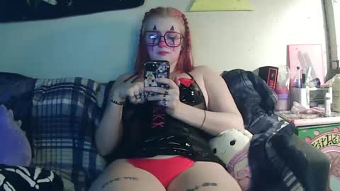 joydestroy69 online show from January 16, 4:38 am