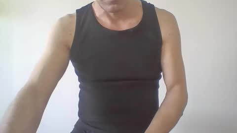 juanearth1 online show from May 26, 9:43 pm