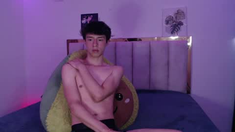 juanmres online show from May 14, 7:23 pm