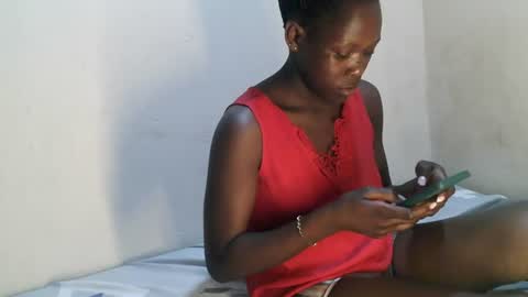 juliebae1 online show from August 5, 12:13 pm