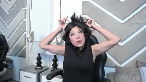 junggsolhyum online show from July 9, 9:19 pm