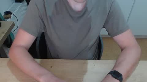 junk2711 online show from May 26, 3:40 pm