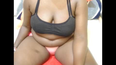 jusst_ayanna online show from May 26, 12:55 pm
