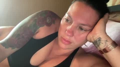 Flirty influncer online show from June 19, 3:51 pm
