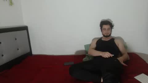 Kalipso and Jones  online show from May 4, 7:53 pm