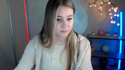 kamilla_love_ online show from June 4, 2:34 pm