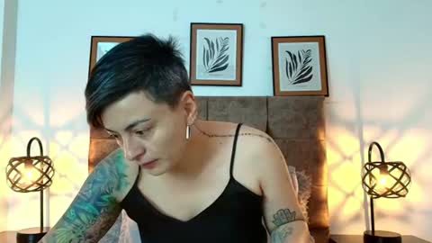 kat paradisse online show from July 12, 12:08 pm