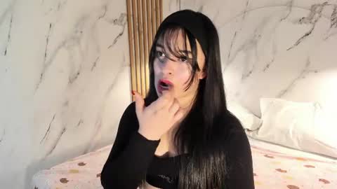 Kate online show from June 12, 7:35 pm