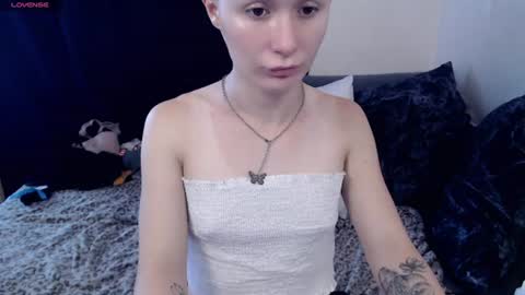 katherine_johnson online show from July 13, 11:36 am