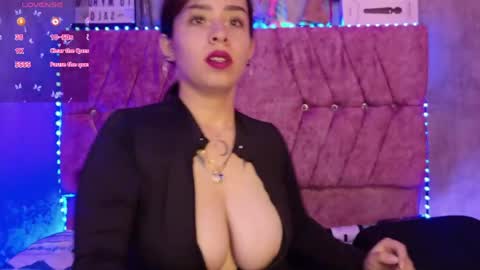 Katie online show from May 21, 9:38 am