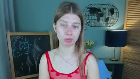 katymeaw online show from May 11, 1:34 am