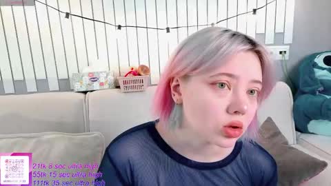Yuki  online show from May 18, 4:18 am