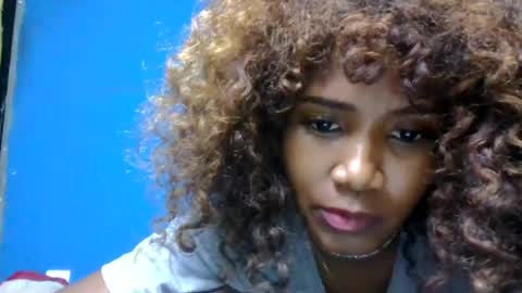 kelyhondra online show from May 27, 1:57 am