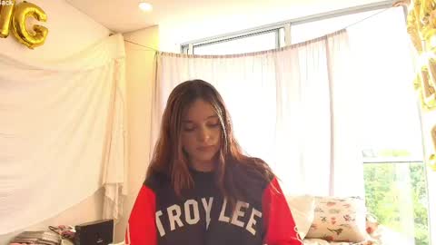 kendall online show from May 26, 6:36 pm