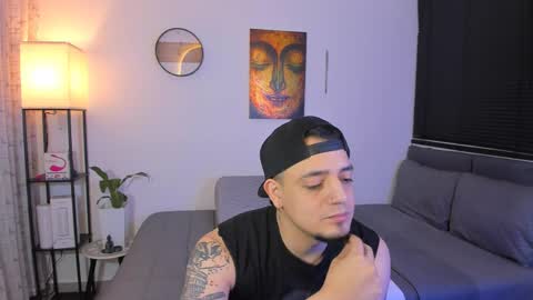 kendel_dimitri online show from May 30, 5:50 am