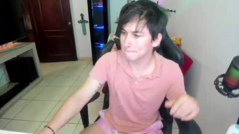 Kevin online show from May 12, 11:36 pm